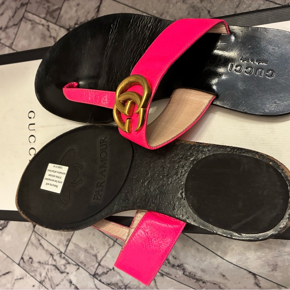 Gucci Fuchsia Pink Leather Logo Double G Thong Sandal size 35 Black Se $495 - Picture 7 of 16